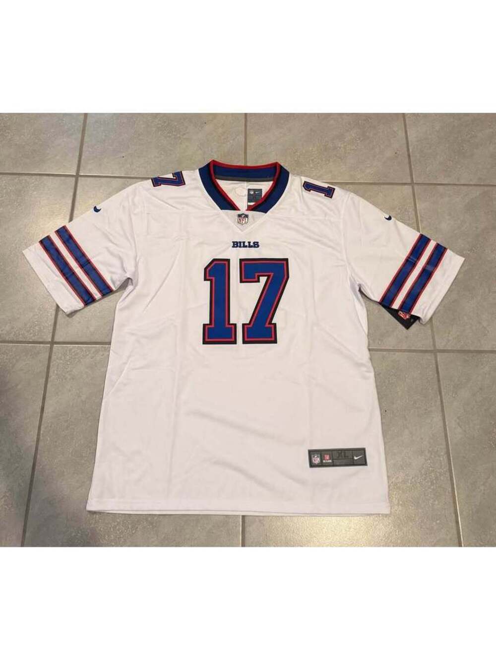 Josh Allen Buffalo Bills Jersey Adult XL NWT